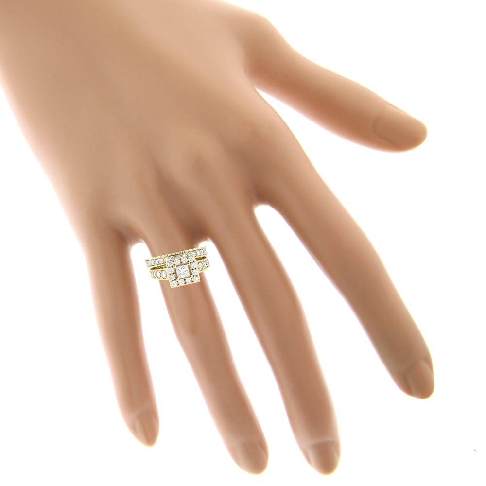Princess Cut Round Diamond Engagement Ring Wedding Band Set  (View 15 of 15)