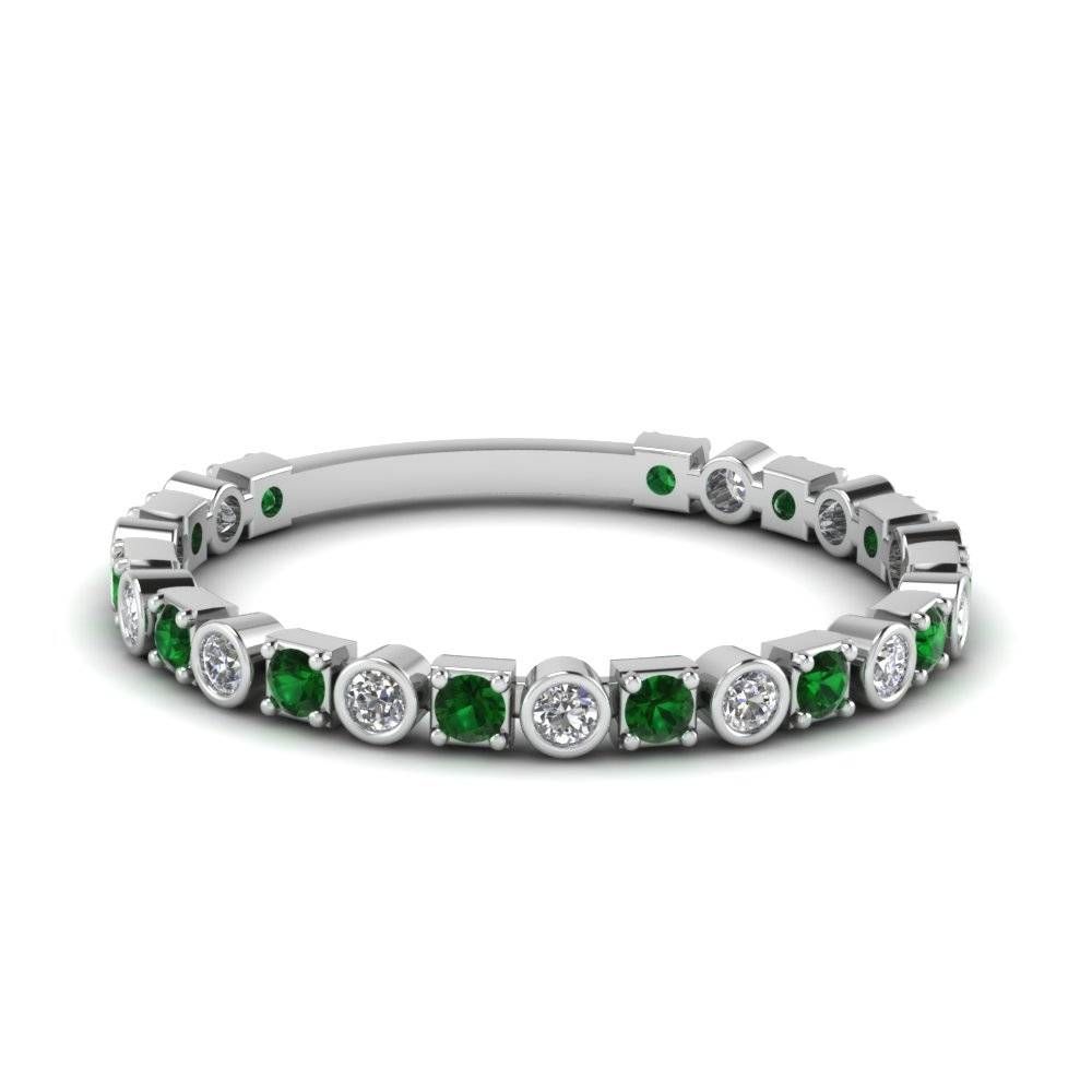 White Gold Round Green Emerald Wedding Band With White Diamond In Pertaining To Emerald And Diamond Wedding Rings (View 3 of 15)