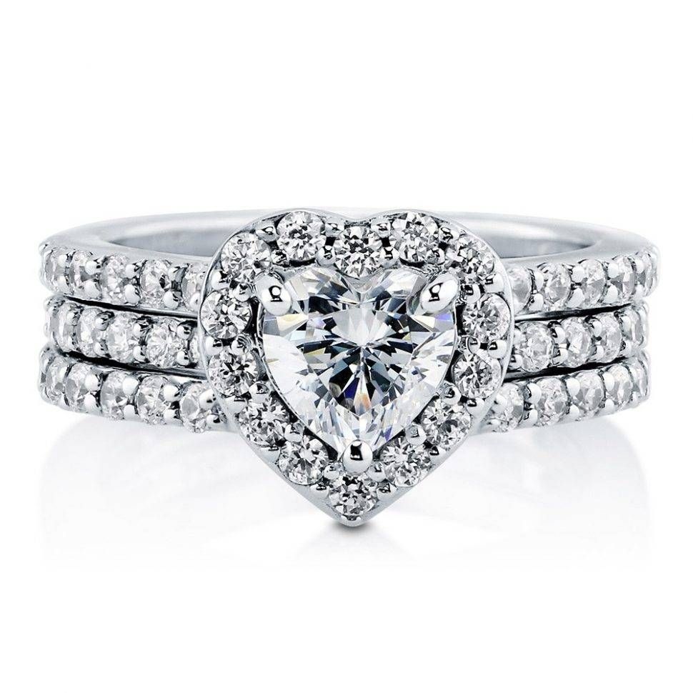 Wedding Rings : Horseshoe Engagement Rings How To Wear A Horseshoe Inside Horseshoe Diamond Engagement Rings (View 12 of 15)