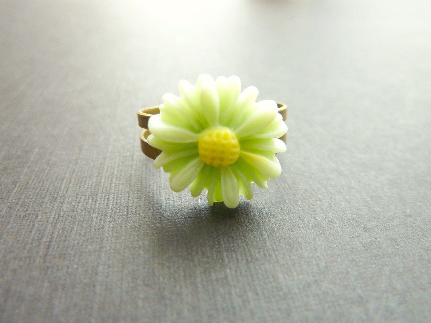 Flower Ring Pale Mint Green Daisy Flower On Adjustable Vintage Base Regarding Current Daisy Flower Rings (View 21 of 25)