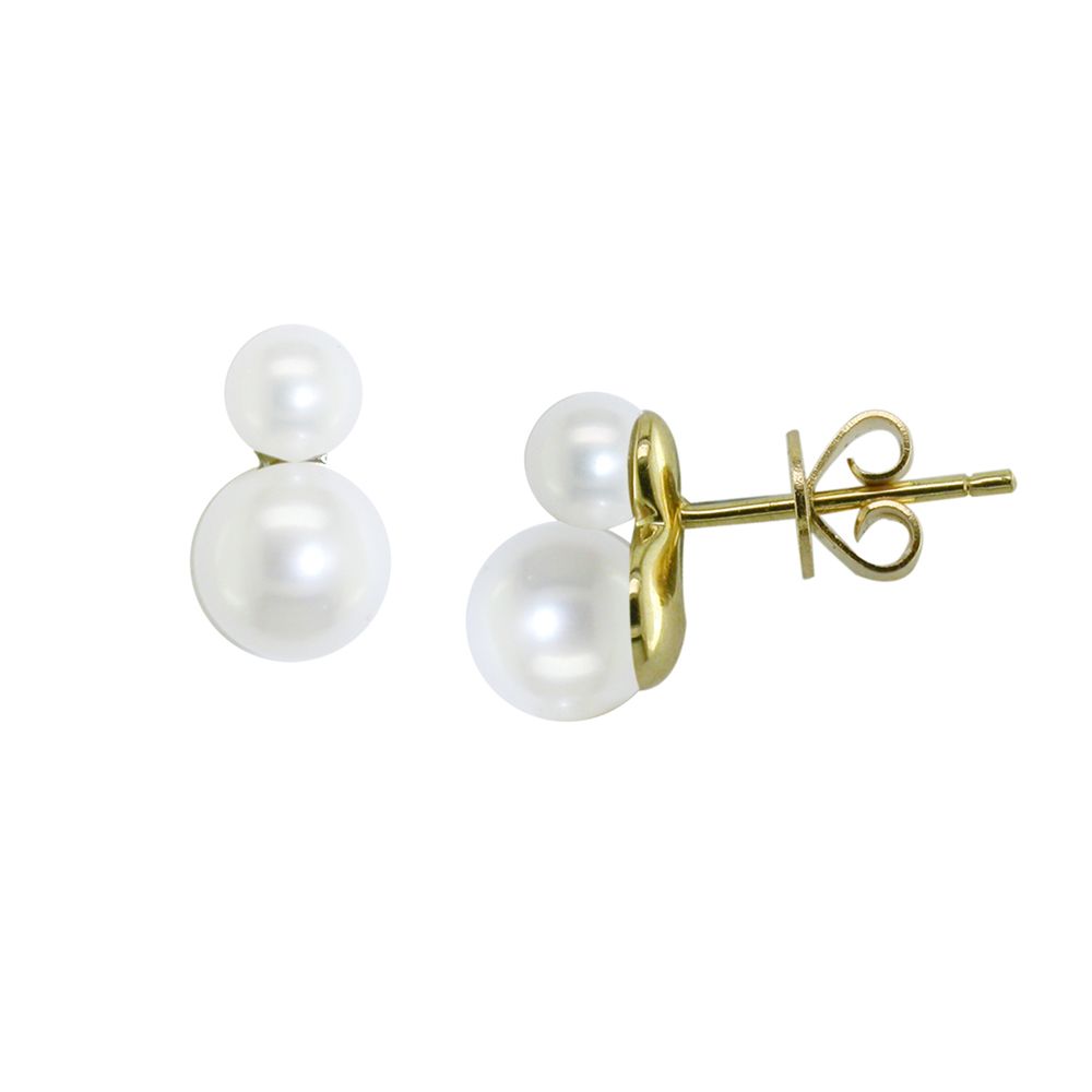 Graduated Pearl Stud Earrings In Gold Within Most Popular Offset Freshwater Cultured Pearl Circle Necklaces (View 21 of 25)