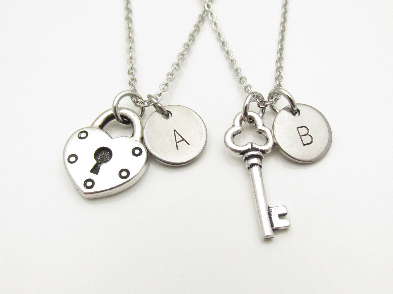 Lock And Key Necklaces, His And Hers Couple Or Best Friend Pair Of With Regard To 2020 Best Friends Heart & Key Necklaces Pendant Necklaces (View 19 of 25)