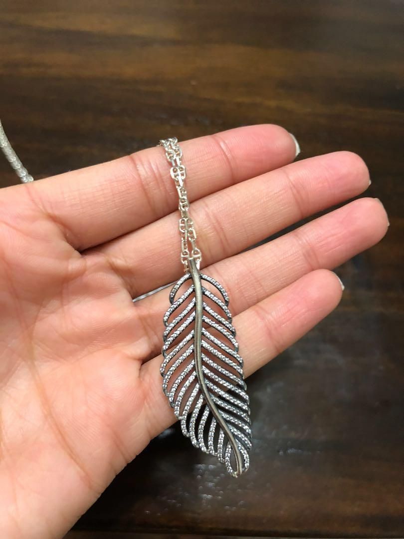 Pandora Shimmering Feather Necklace, Women's Fashion, Jewellery With Regard To 2019 Shimmering Feather Pendant Necklaces (View 15 of 25)