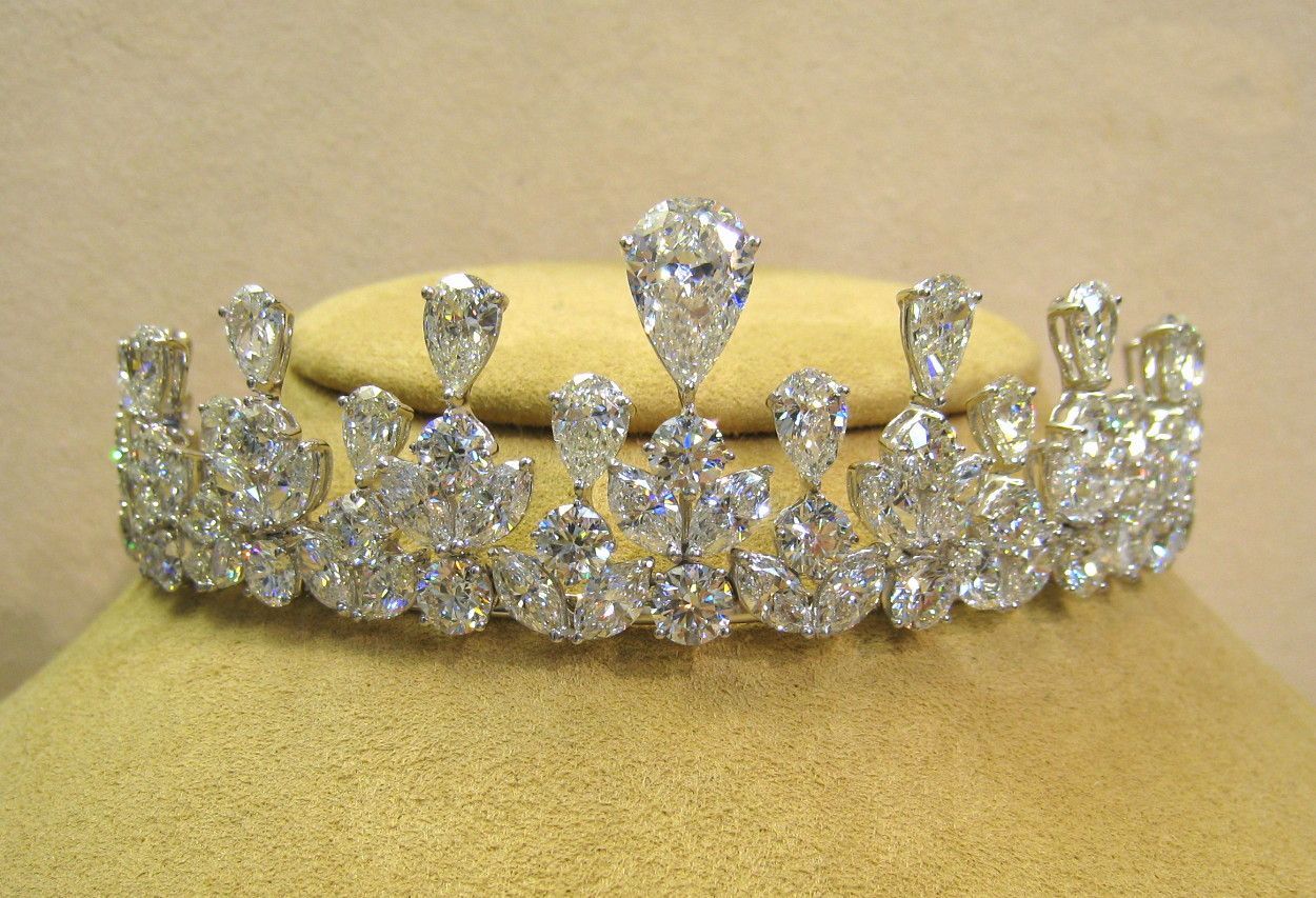 Platinum Set Diamond Tiara, Convertible To A Necklace (View 15 of 25)