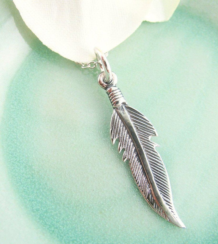 Single Feather Necklace | F A S H I O N | Feather Necklaces In Recent Single Feather Pendant Necklaces (View 4 of 25)