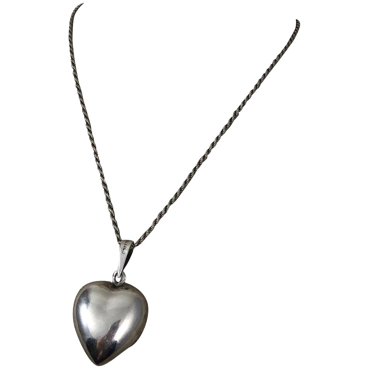 Vintage Mexican Sterling Silver Heart Shaped Bola Pregnancy Chime Pendant  Necklace For Most Recent Chiming Filigree Hearts Pendant Necklaces (View 8 of 25)