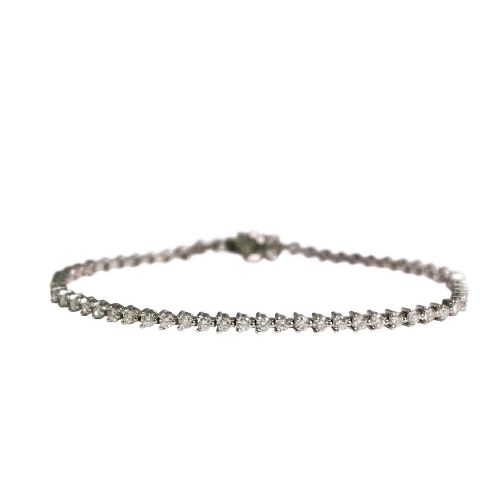18k White Gold Diamond Tennis Bracelet Pertaining To Latest Round Brilliant Diamond Straightline Necklaces (View 23 of 25)