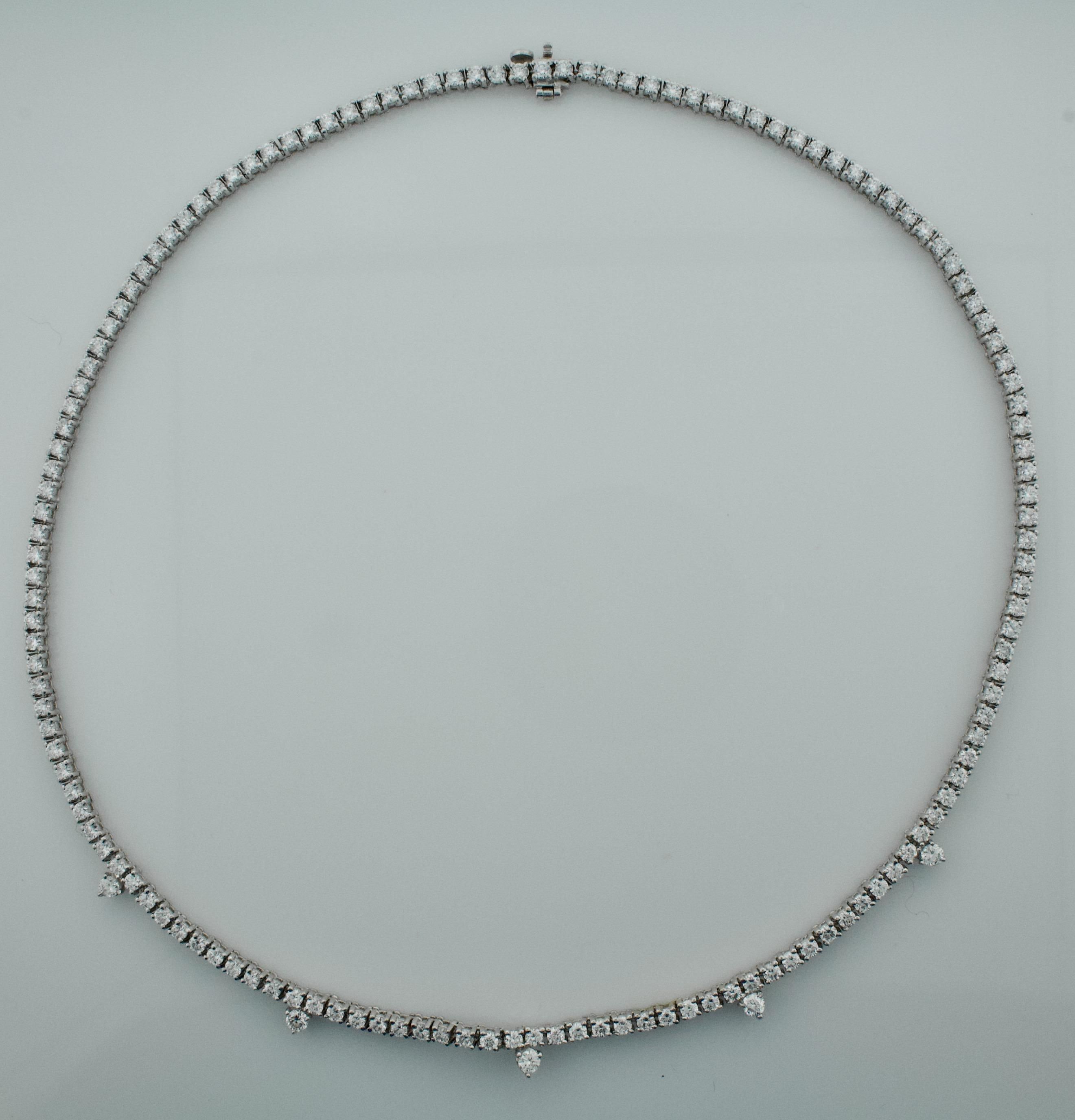 Diamond Straight Line Necklace In 18 Karat  (View 13 of 25)