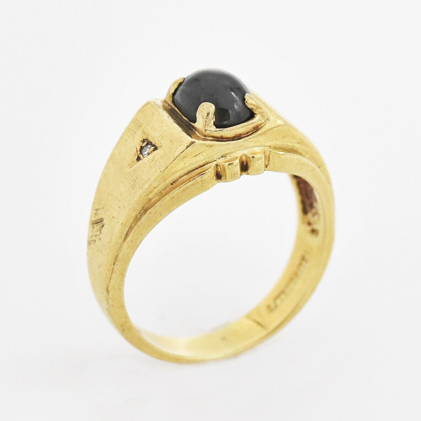 10k Yellow Gold Vintage Black Star Sapphire & Diamond Ring Size  (View 16 of 25)