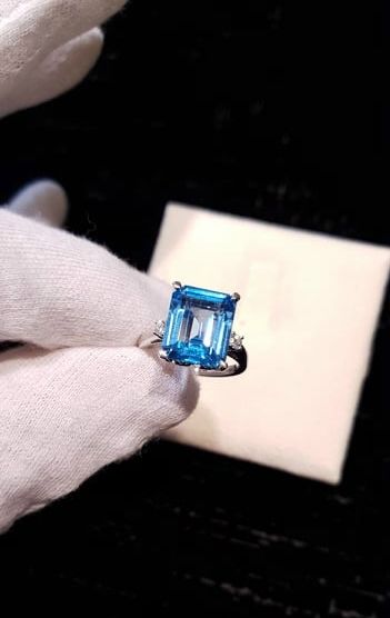 Blue Topaz Ring With Diamonds – Gioielli Venezia Inside Blue Topaz Rings (View 2 of 25)