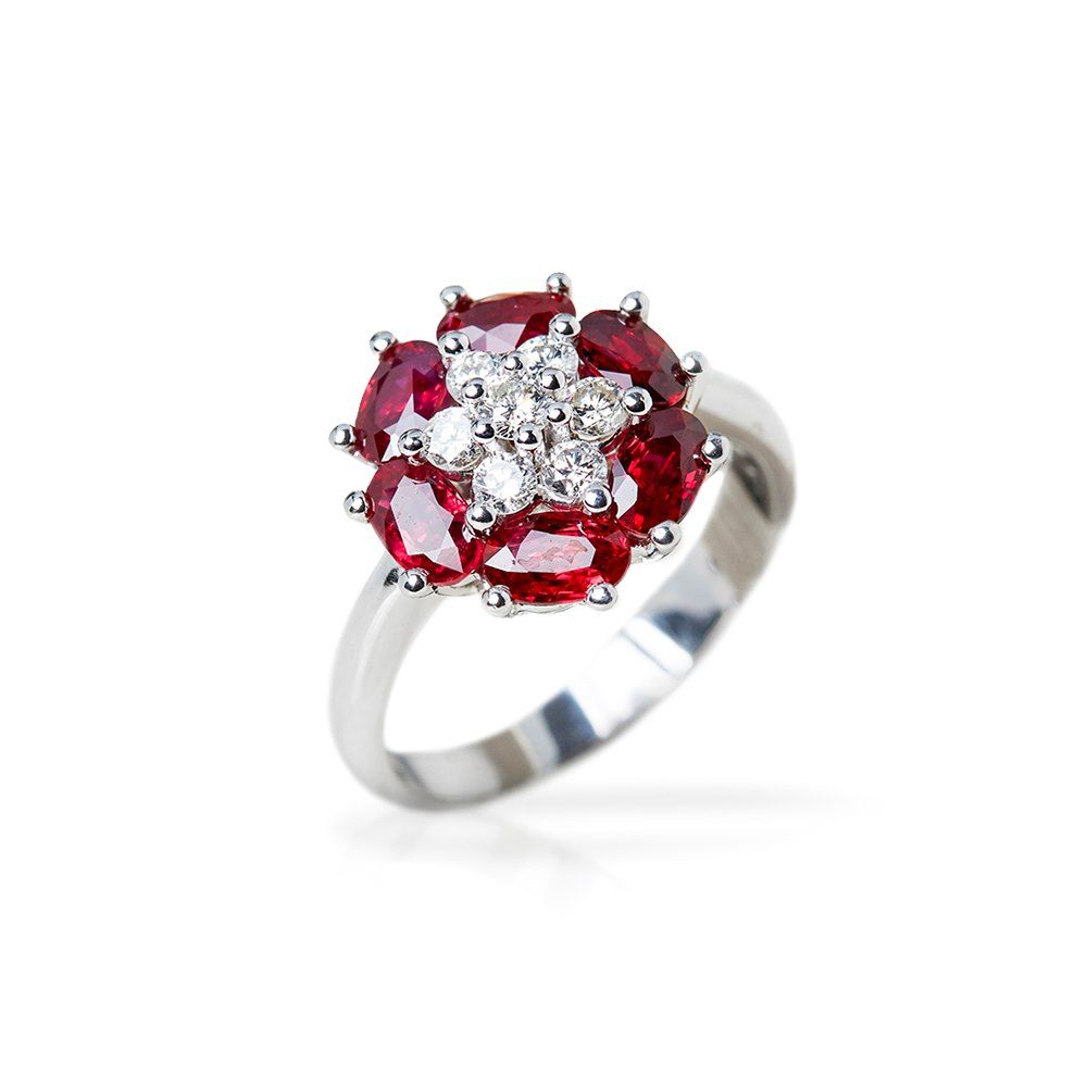 Candame 18k White Gold Ruby & Diamond Flower Design Cocktail Ring Com847 |  Second Hand Jewellery Intended For Ruby And Diamond Flower Cocktail Rings (View 2 of 25)