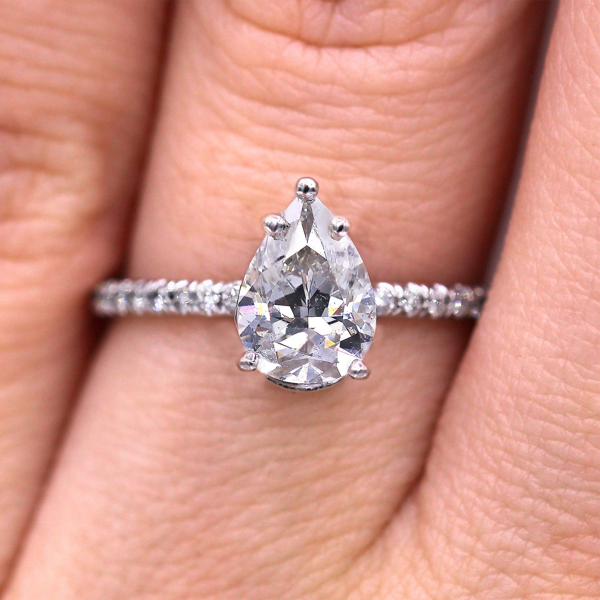 Petite And Elegant Pear Cut Diamond Ring For Petite Pear Shape Diamond Rings (View 24 of 25)