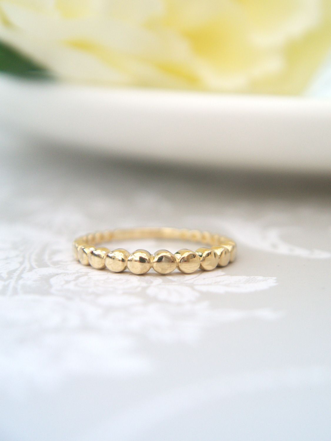 Stackable Yellow Gold Ring With Graduated Circles | Chains Of Gold With Bubbles Gold Band Rings (View 8 of 25)